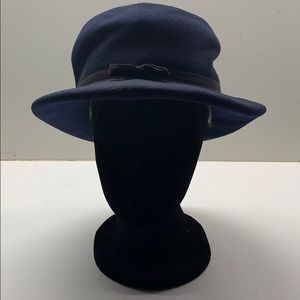 Mr John navy hat